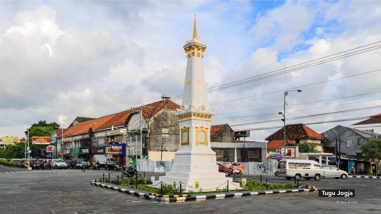 Koslo Yogyakarta Hotel Exterior photo